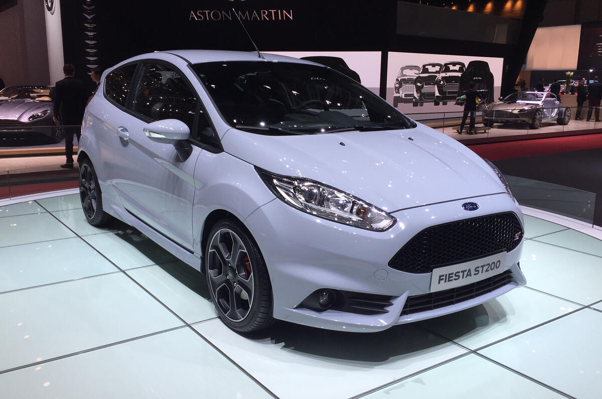 Ford fiesta st200
