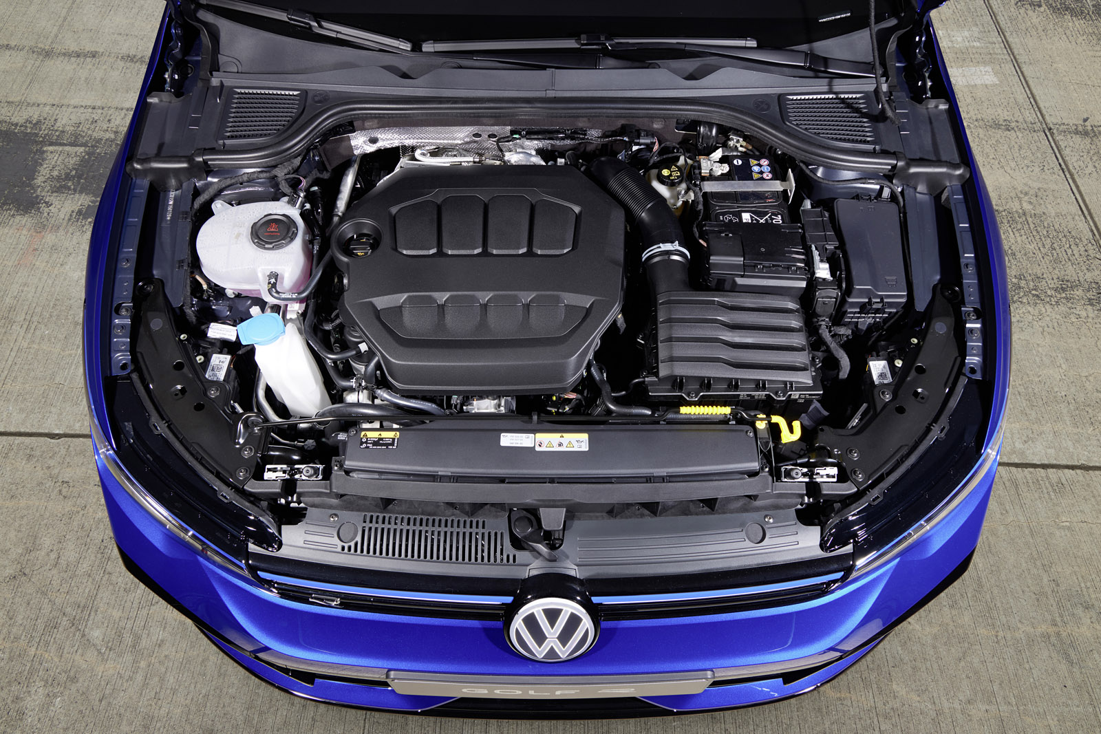 09 VW Golf R 2024 review engine