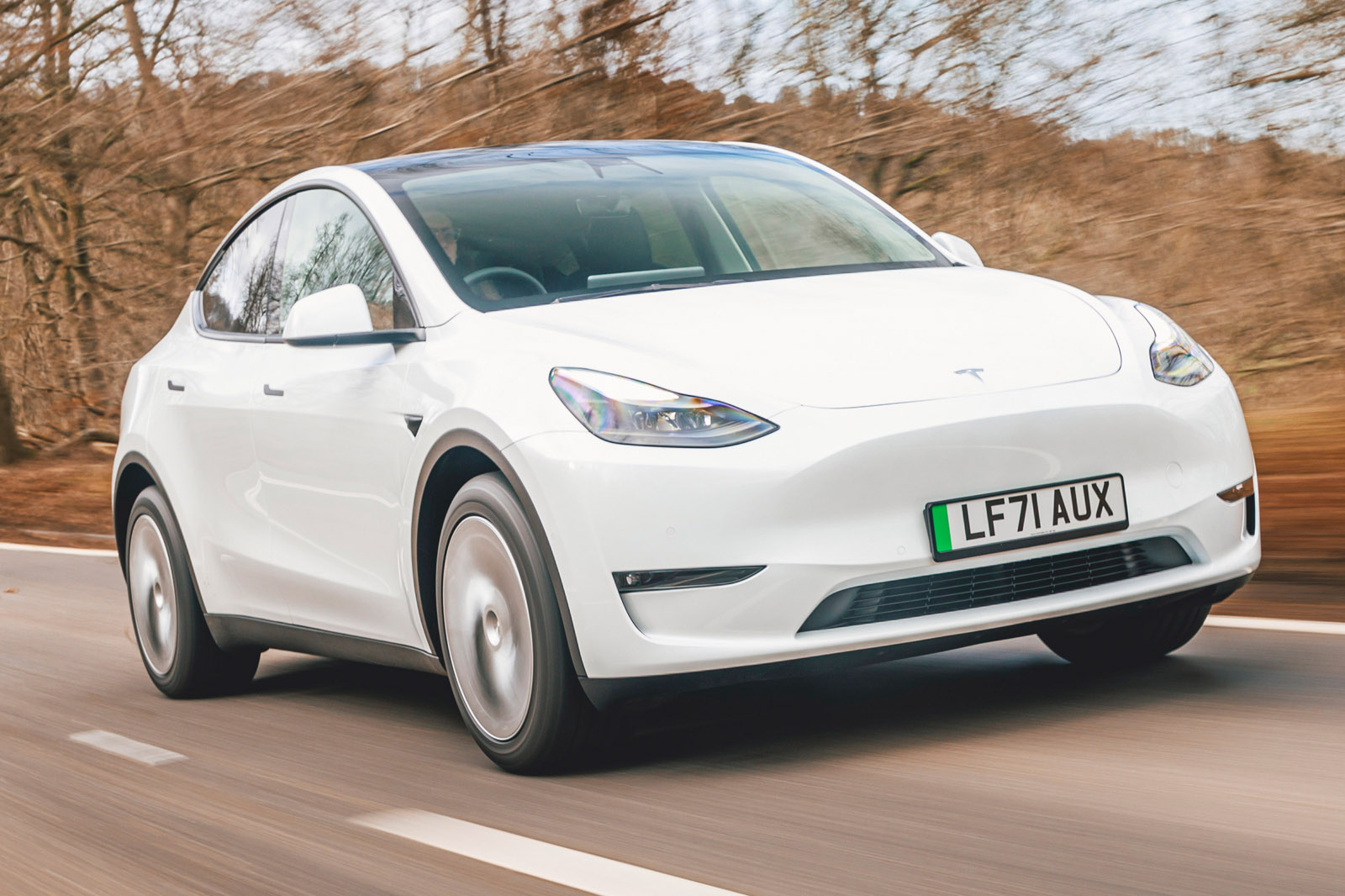 Review Finds Tesla Model Y Performance, Unsurprisingly, Much Like
