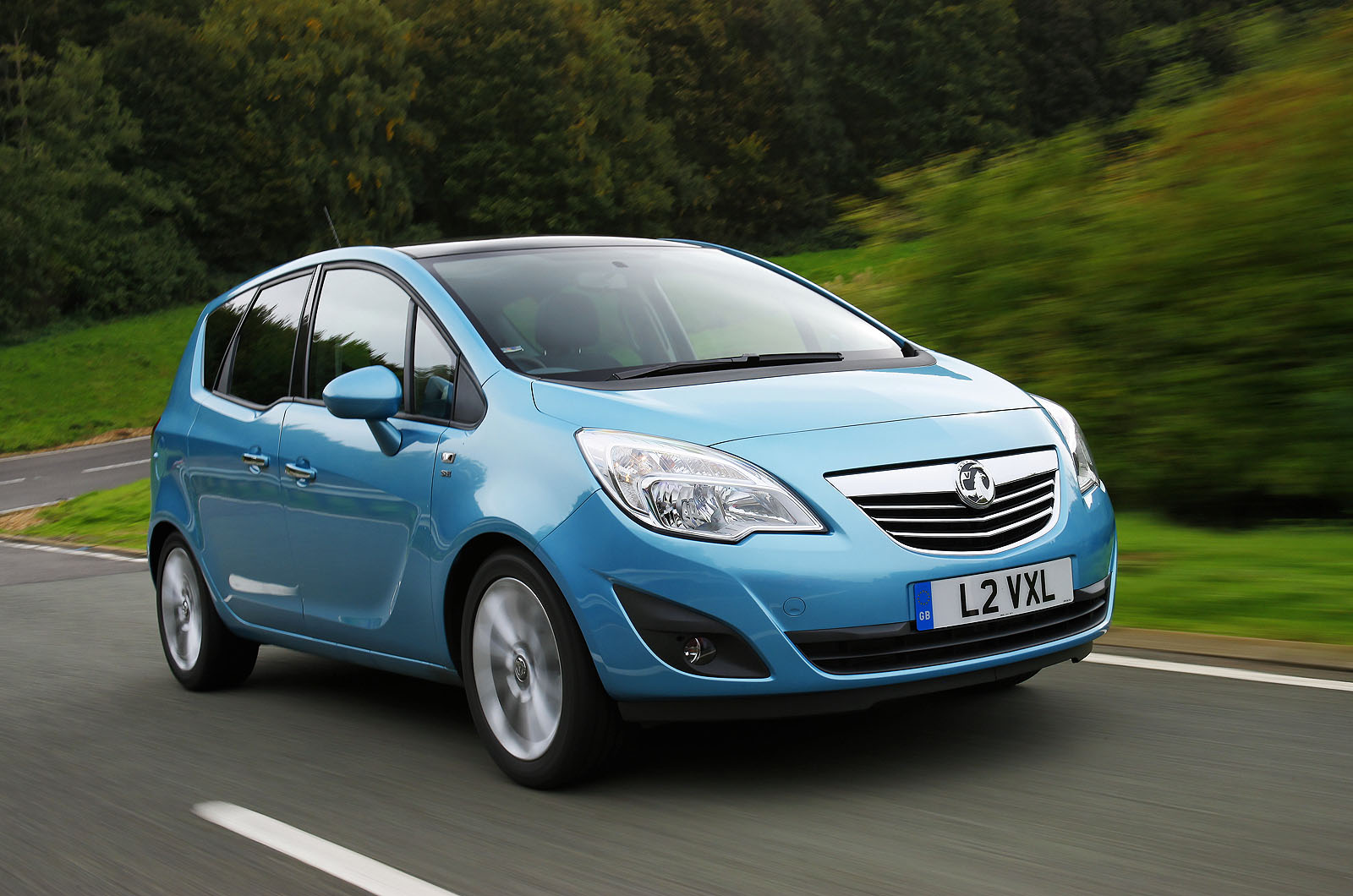 Opel Meriva 2013 (2013 - 2017) reviews, technical data, prices
