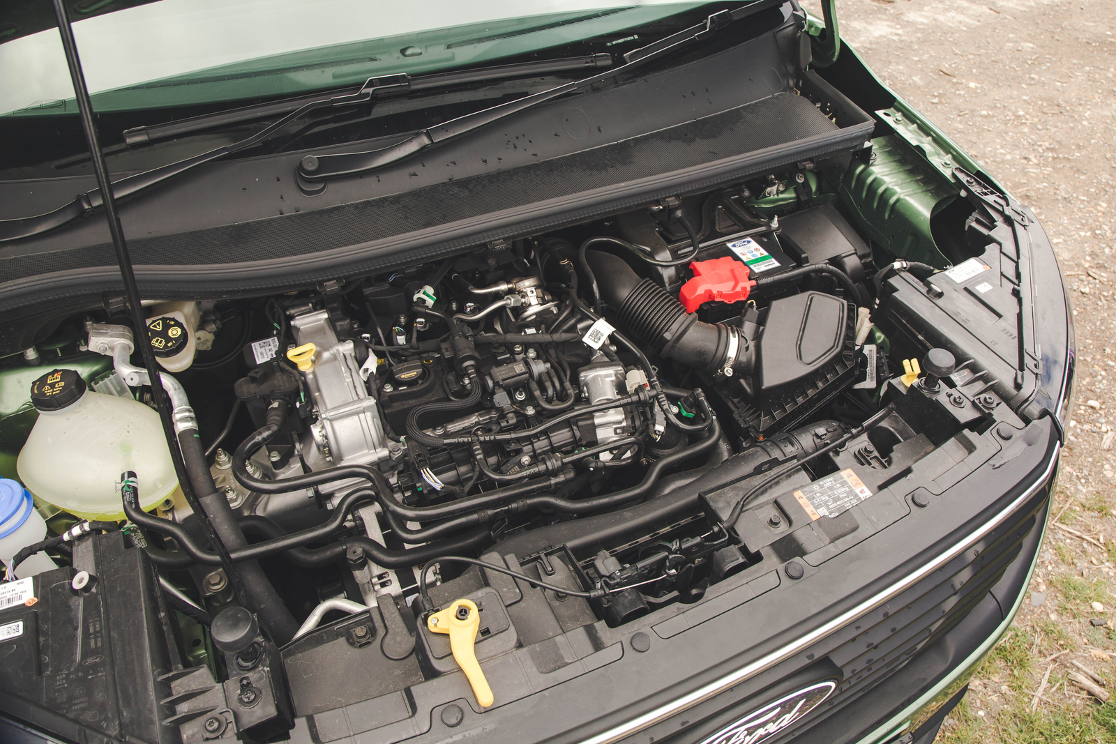 15 Ford Tourneo Courier 2024 engine