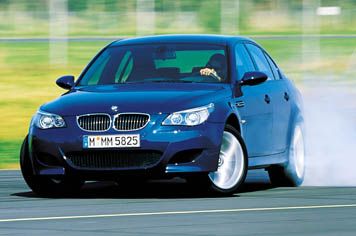 BMW M5 E60 5.0 V10 2005 : r/assettocorsa