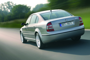 Skoda Superb 2 5 V6 Tdi Review Autocar