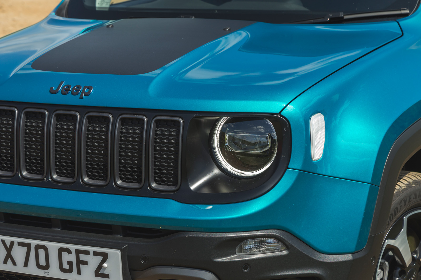 Jeep Renegade 4xe Review 21 Autocar