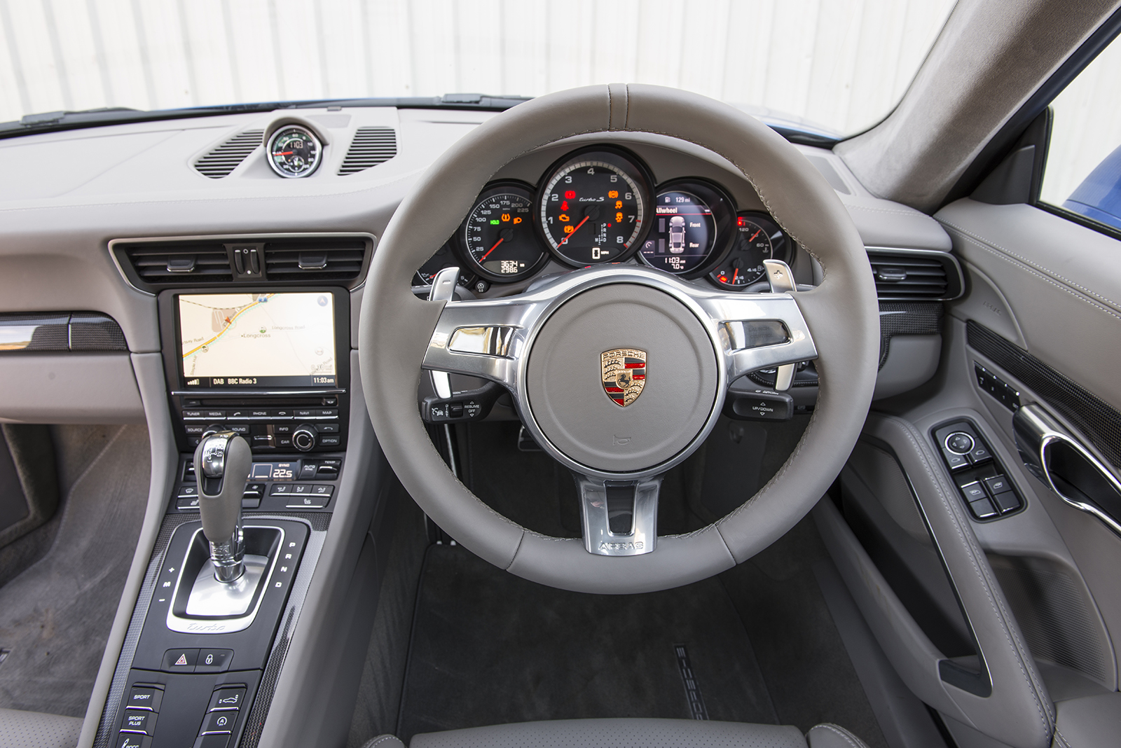 Porsche 911 Turbo interior Autocar