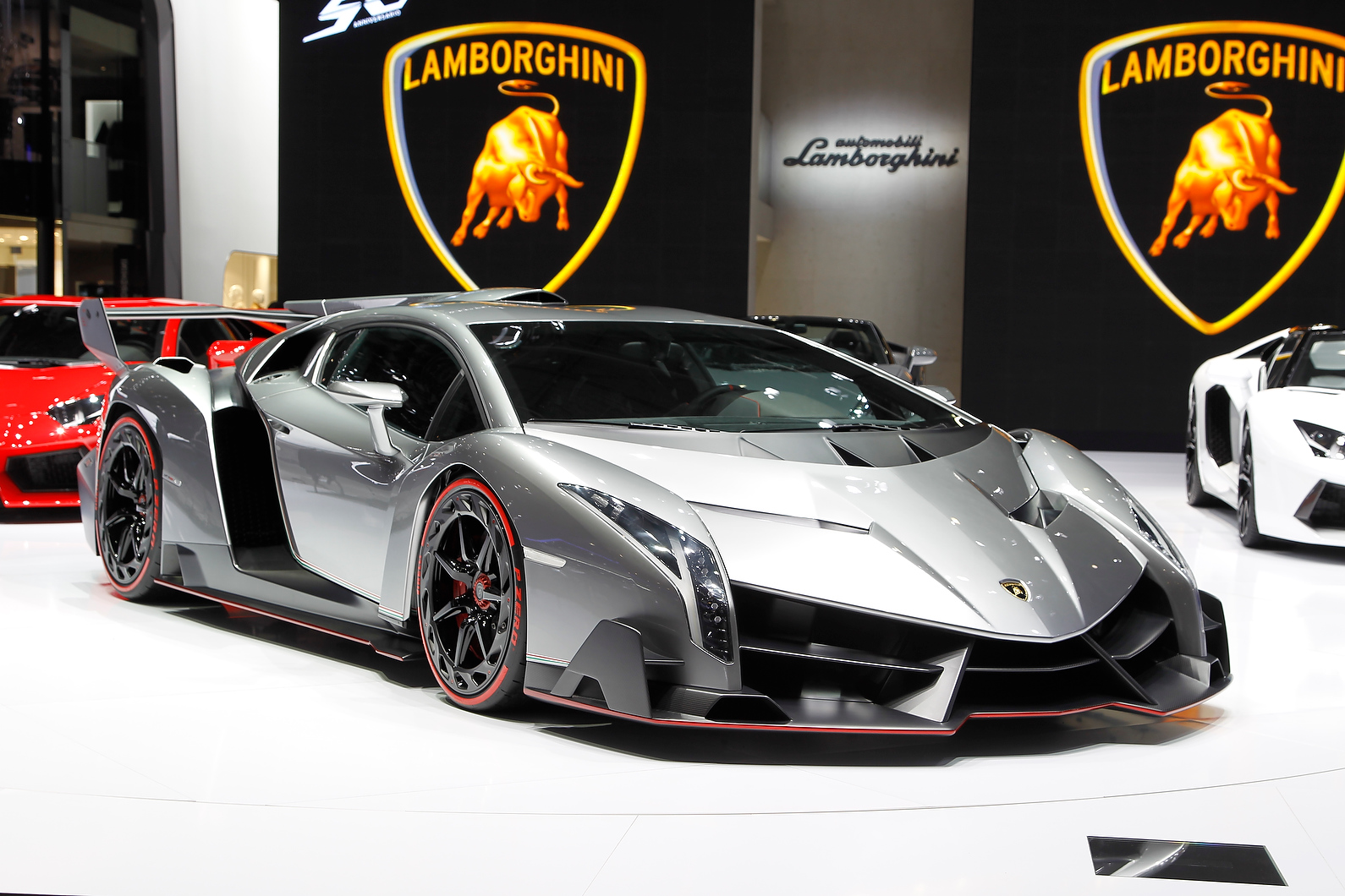 Geneva motor show 2013: Lamborghini Veneno | Autocar