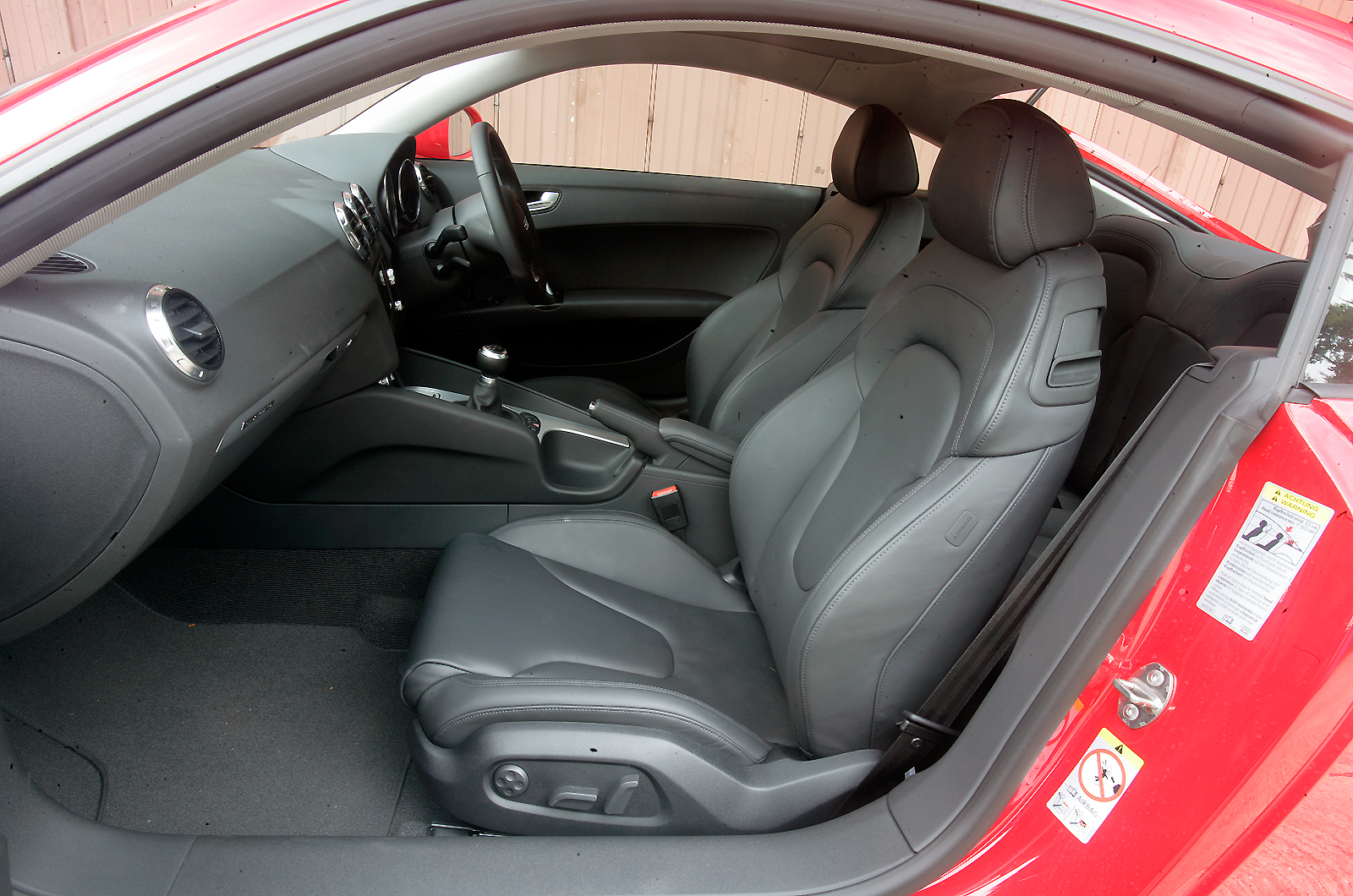 Audi tt outlet front seats