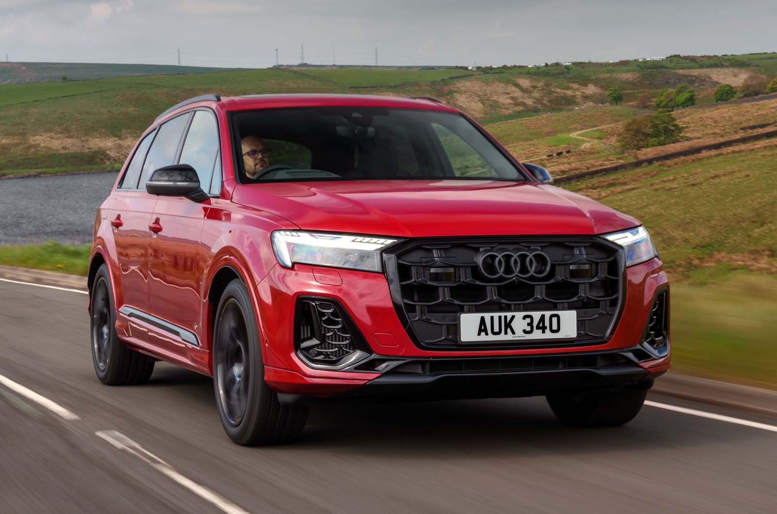 https://www.autocar.co.uk/audi_q7_tracking_best_large_suvs