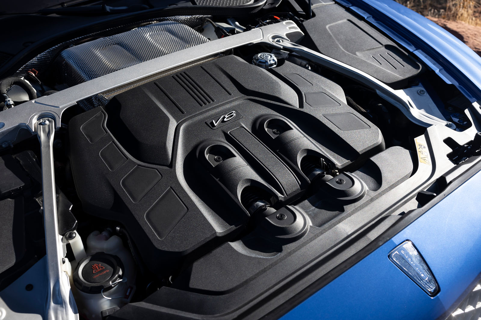 Bentley Flying Spur review 2024 15 engine