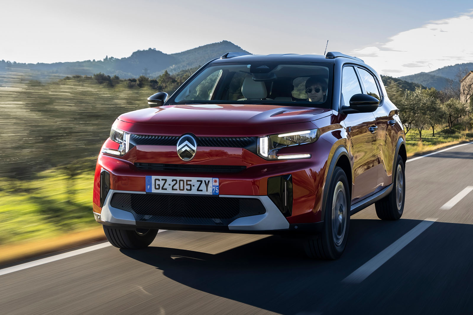 Citroen e C3 Aircross review 2025 002 front tracking