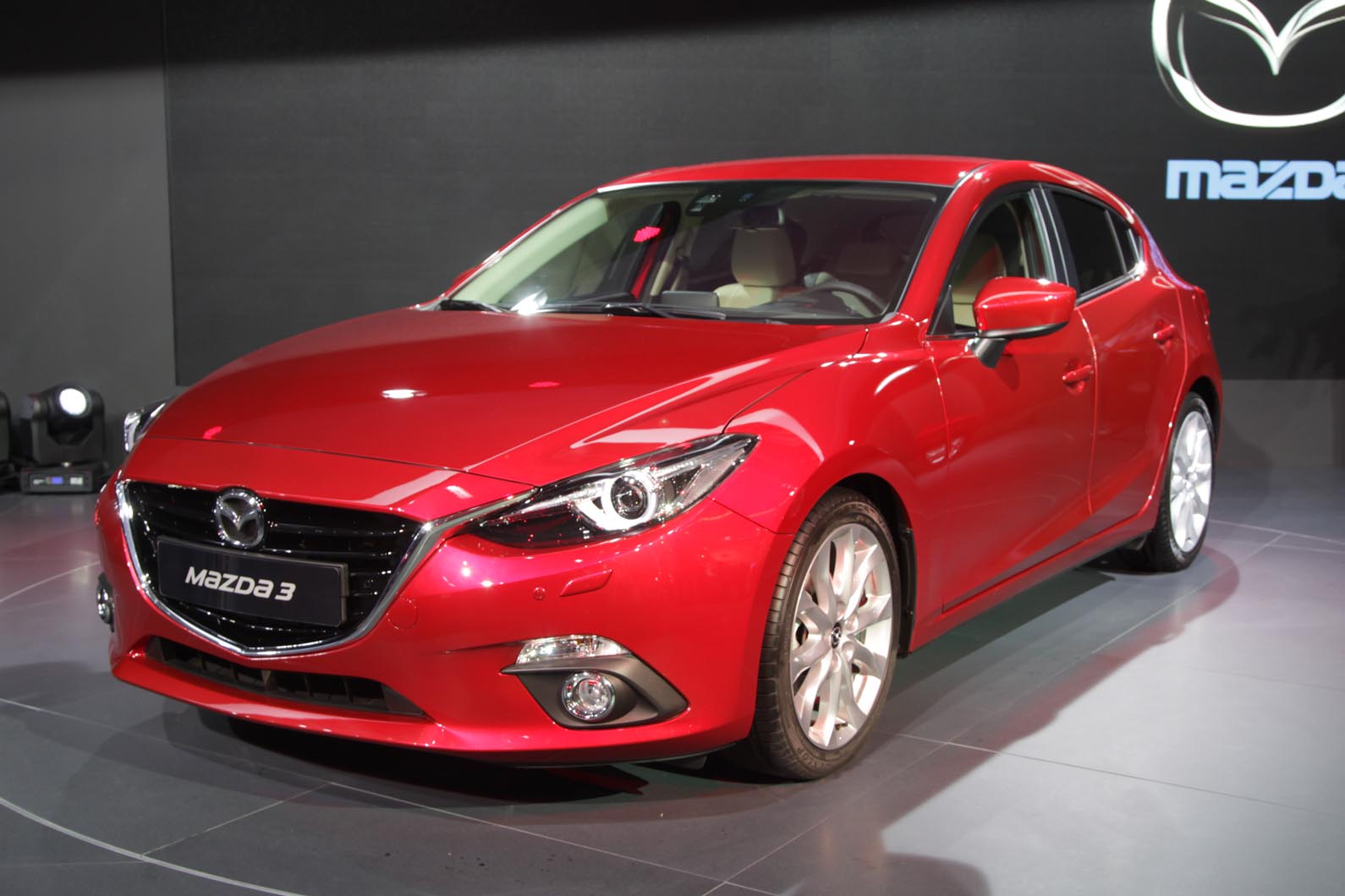 New Mazda 3 hatchback revealed