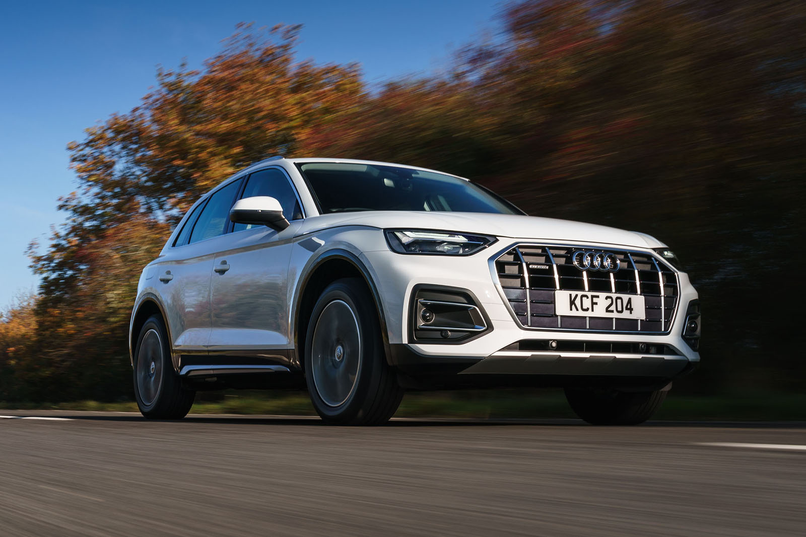 https://www.autocar.co.uk/sites/autocar.co.uk/files/images/car-reviews/first-drives/legacy/1-audi-q5-40-tdi-sport-2020-uk-first-drive-review-hero-front.jpg
