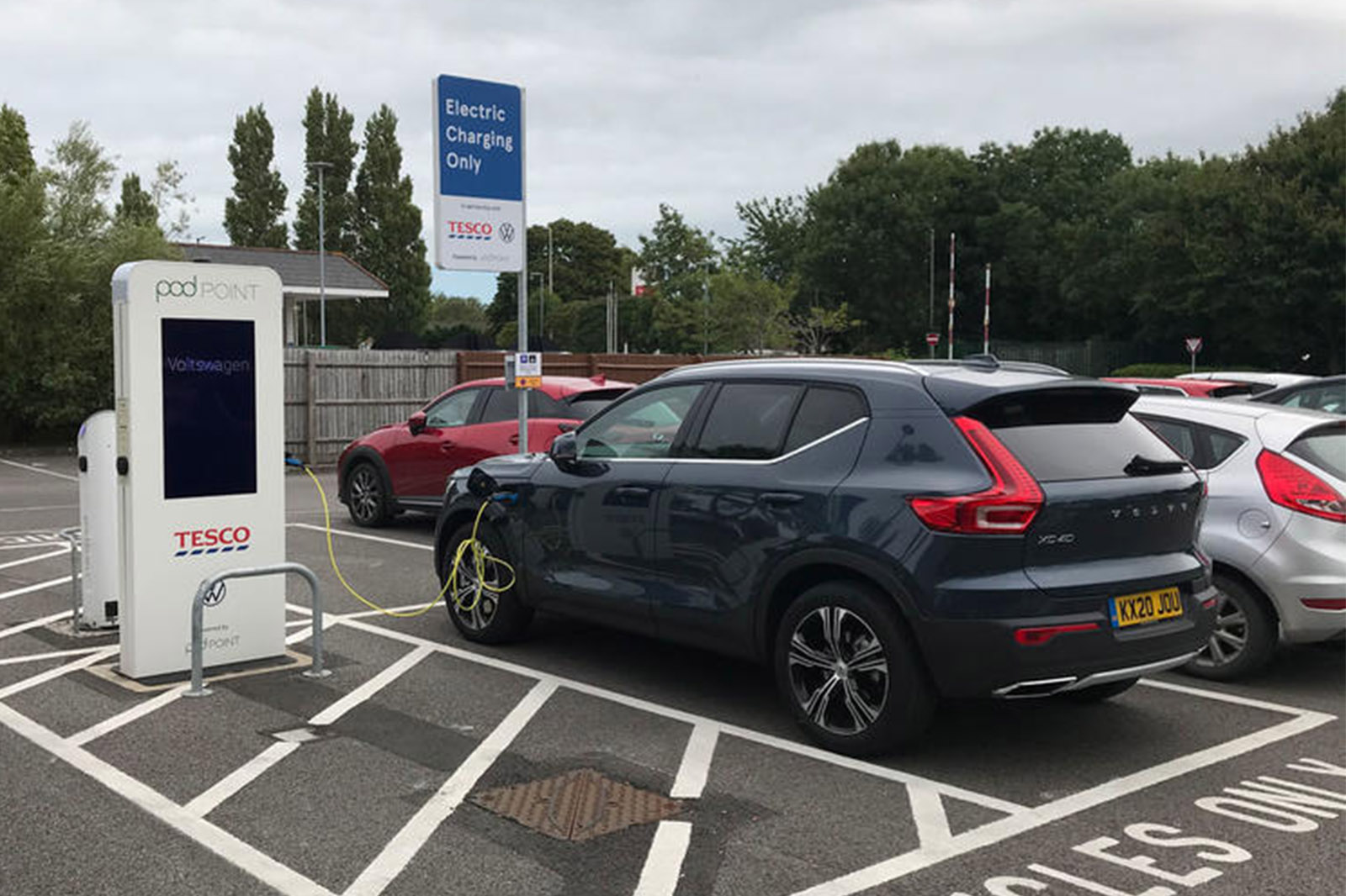 Volvo XC40 Recharge EV charging guide - Zapmap