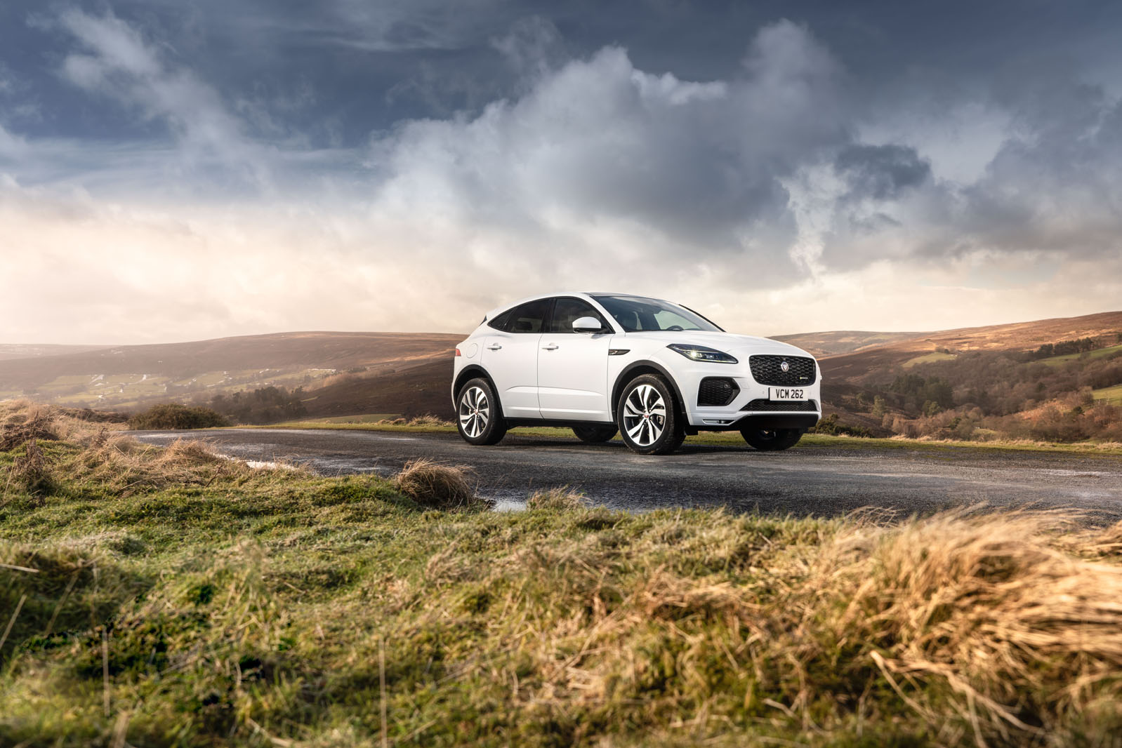 Jaguar E Pace P300e 21 Uk Review Autocar