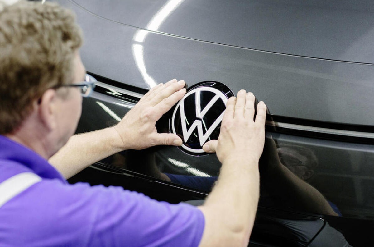 Volkswagen Group profits down €3 billion; brand operating on 2% margin | Autocar