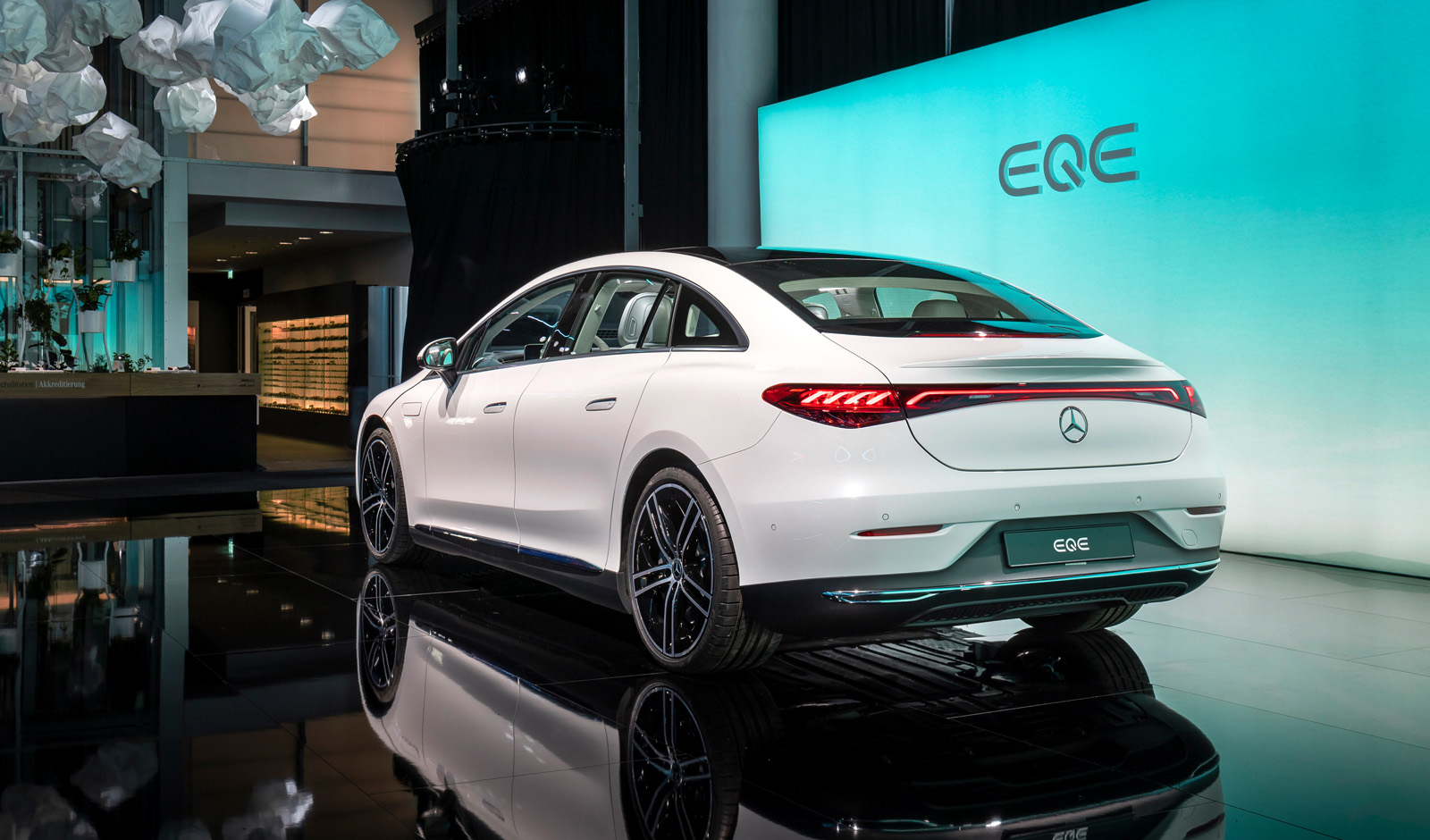 E class shop mercedes electric