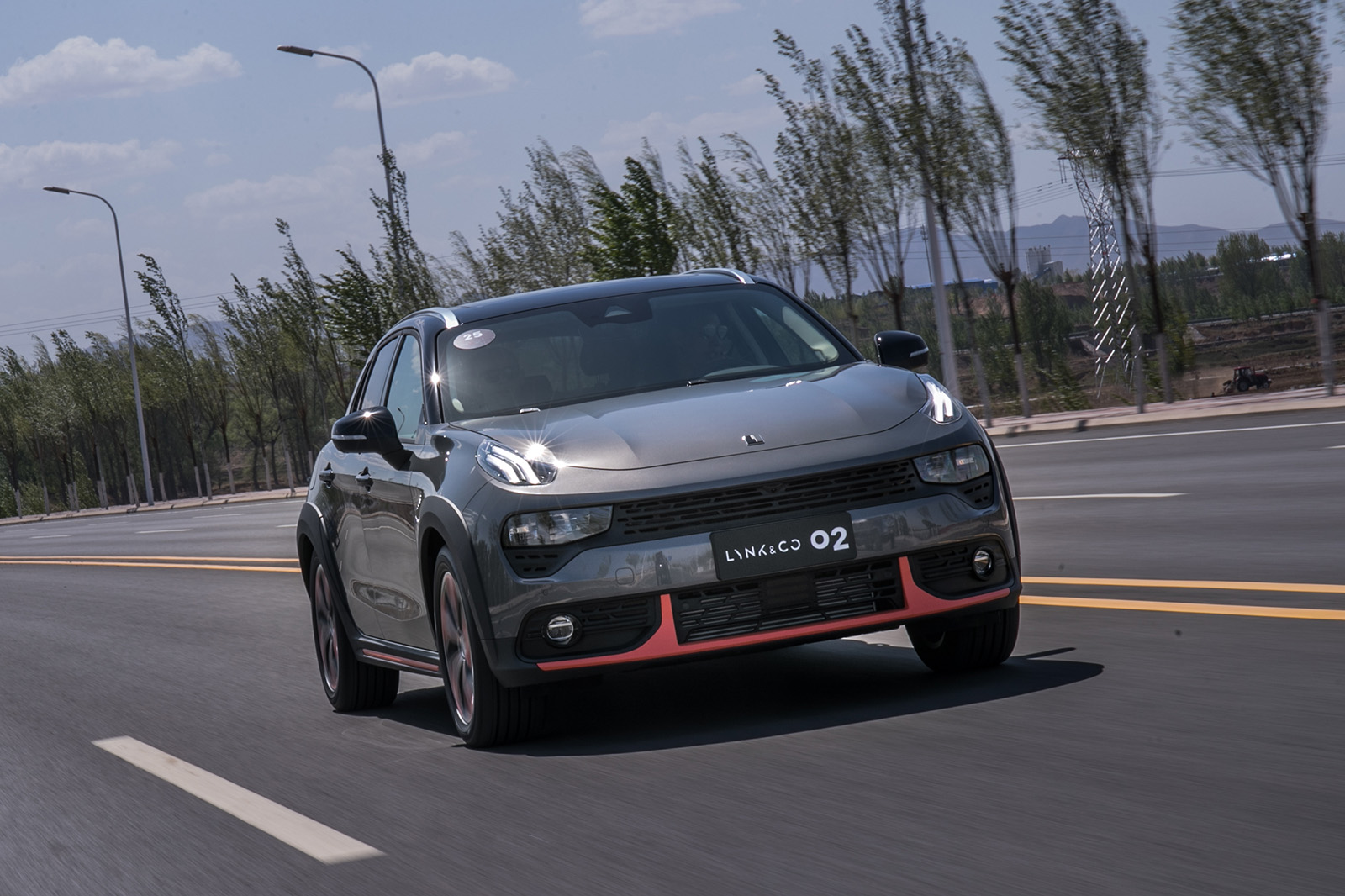 First drive: Lynk&Co 02 2018 | Autocar