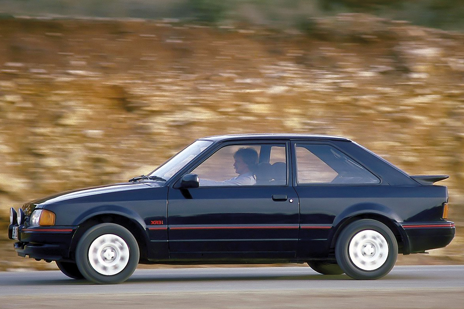 Used Buying Guide: Ford Escort Xr3I | Autocar