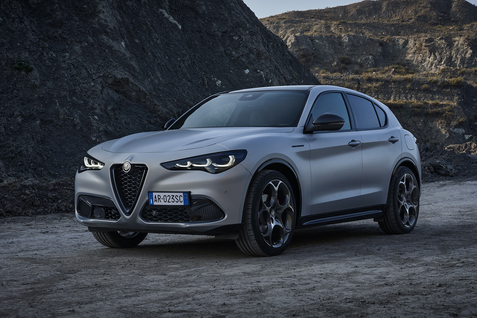 2023 Alfa Romeo Giulia and Stelvio gain mid-life design updates