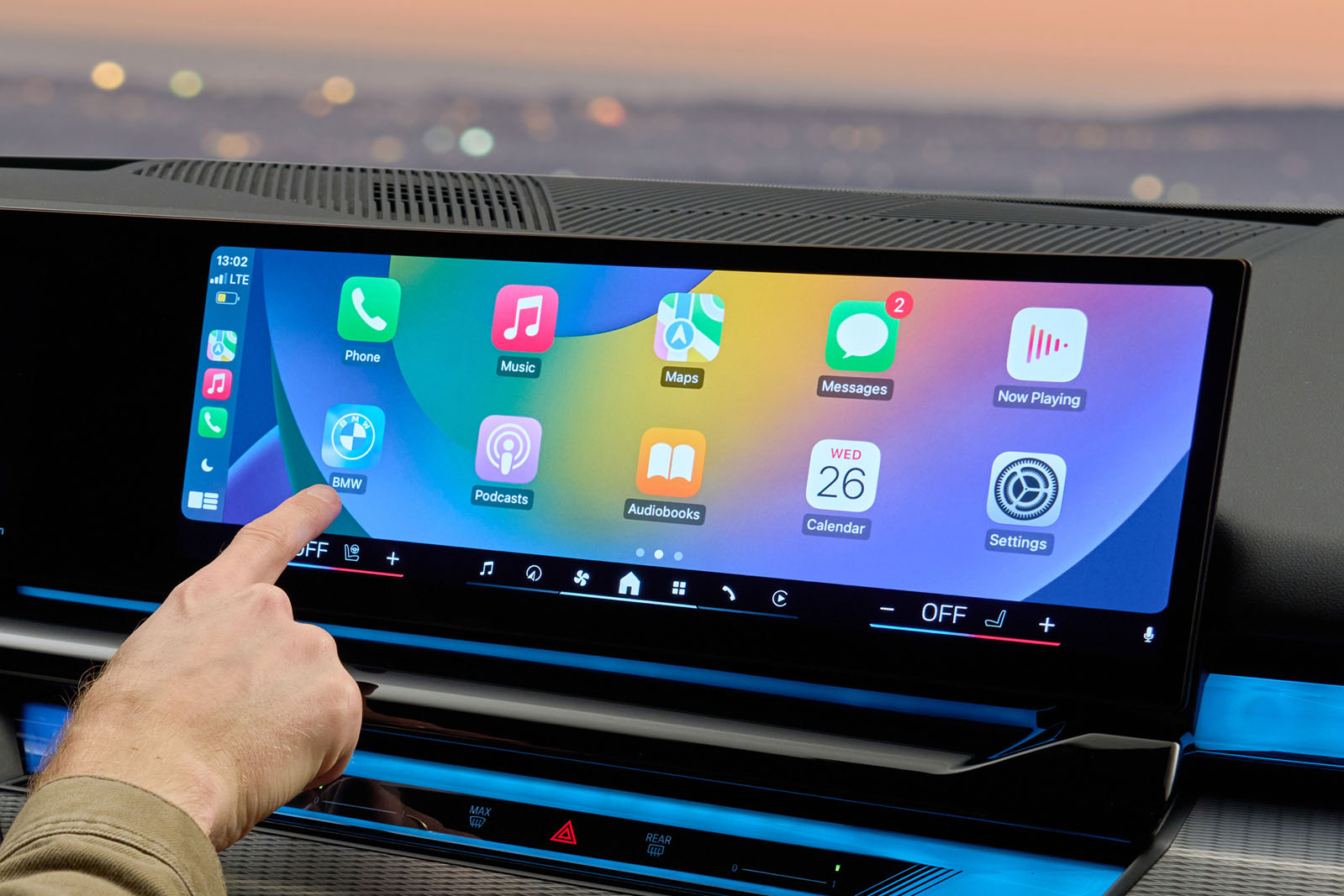 BMW Wants You to Pay an Annual Fee to Access Apple CarPlay