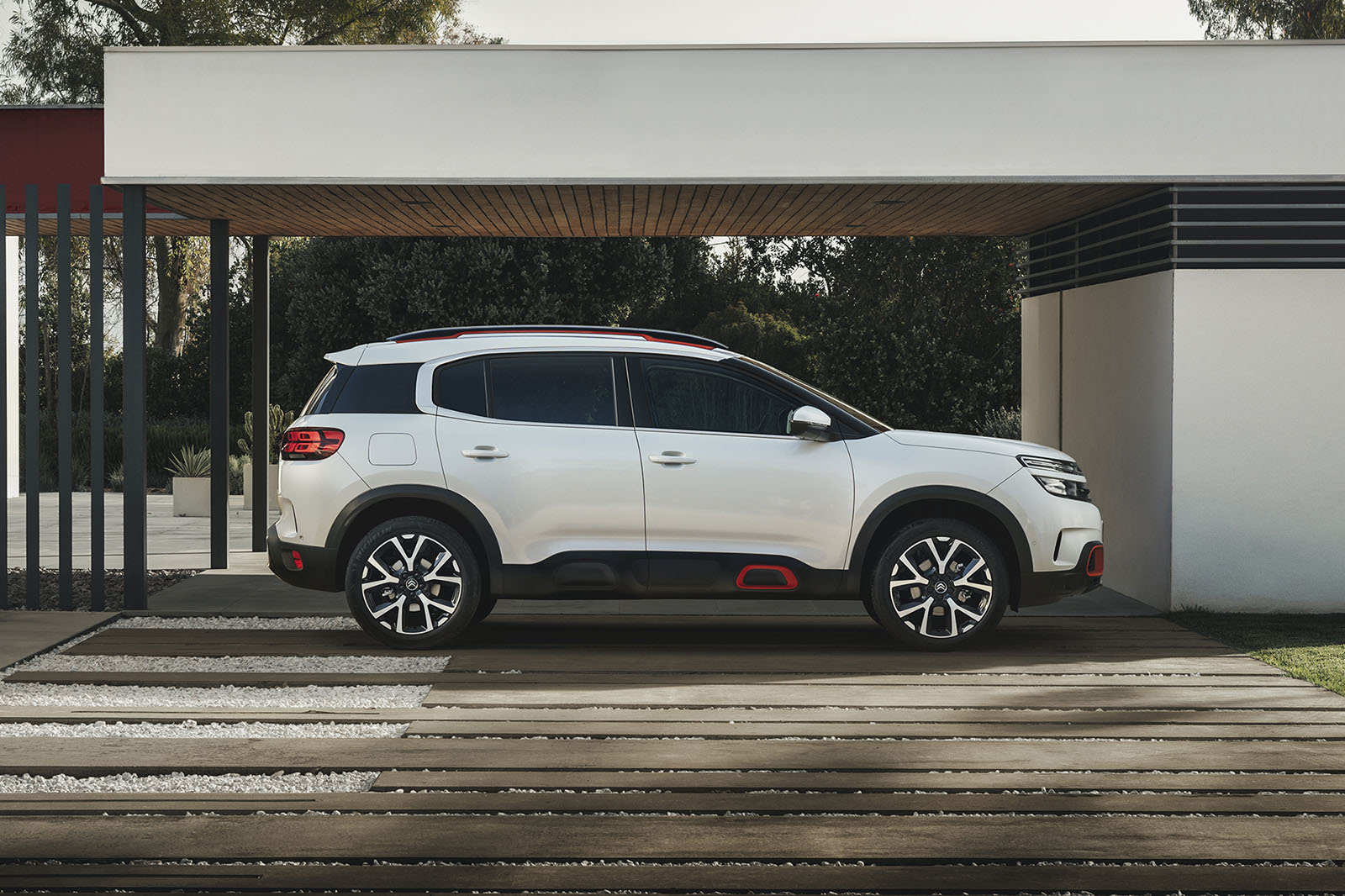 Citroën C5 Aircross SUV: Price, Images, Features & More