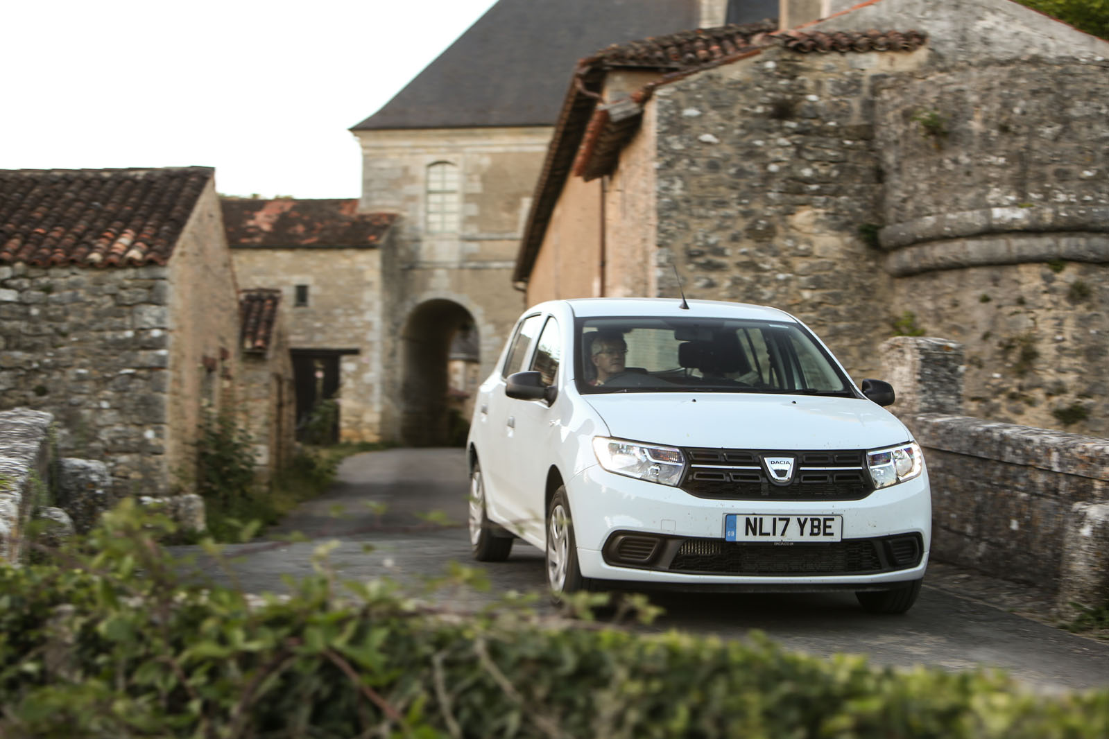 Dacia sandero in TT for your stay in Europe