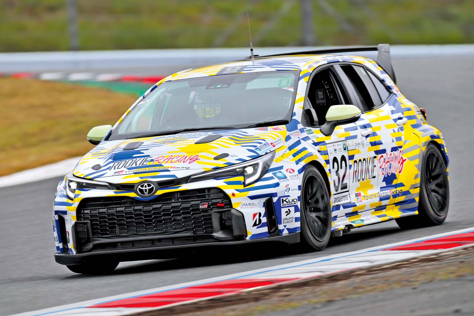 Toyota's Innovative Use of Liquid Hydrogen in Racing Corolla