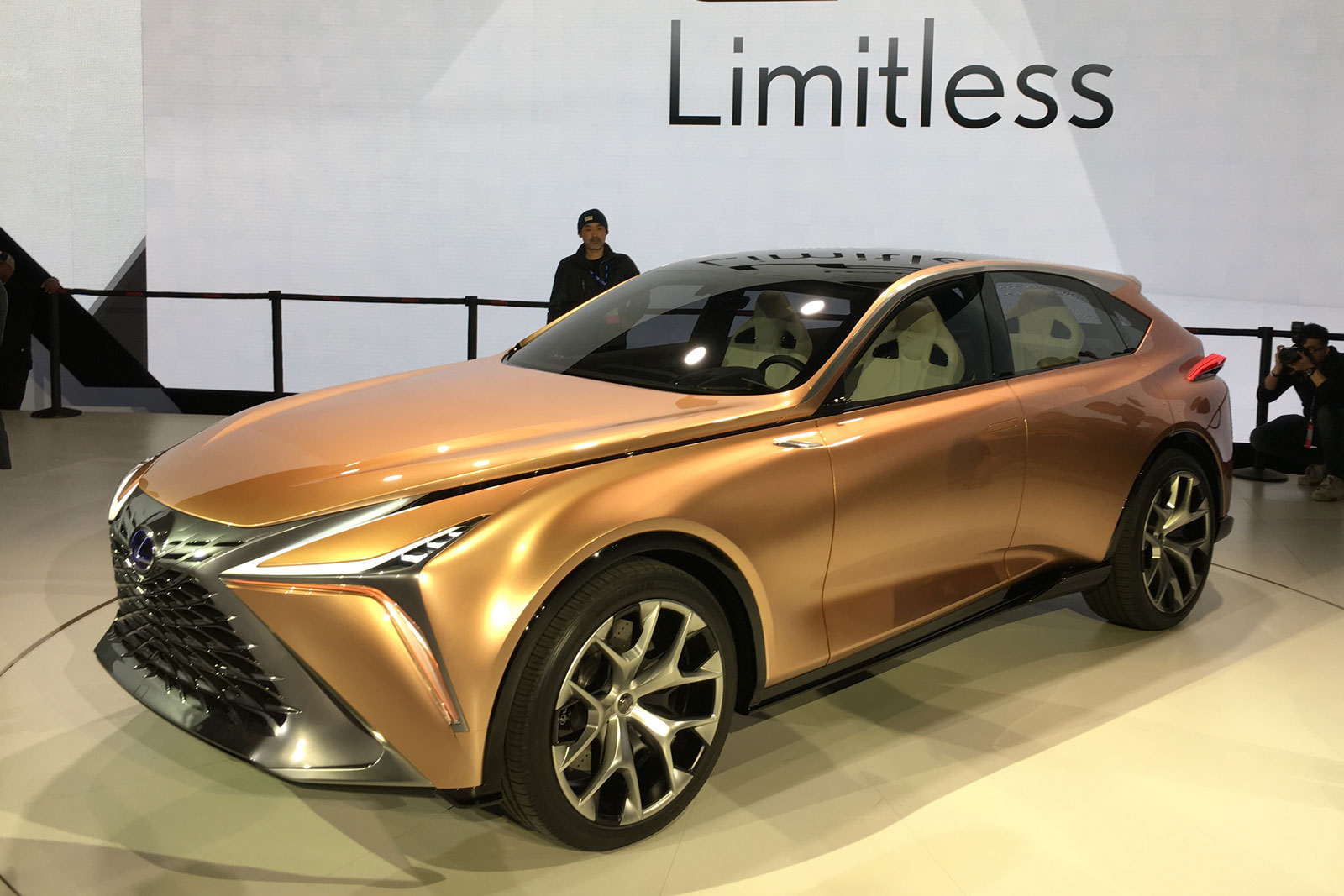 Lexus Lf 1 Limitless Previews Flagship Road Rover Rival Autocar