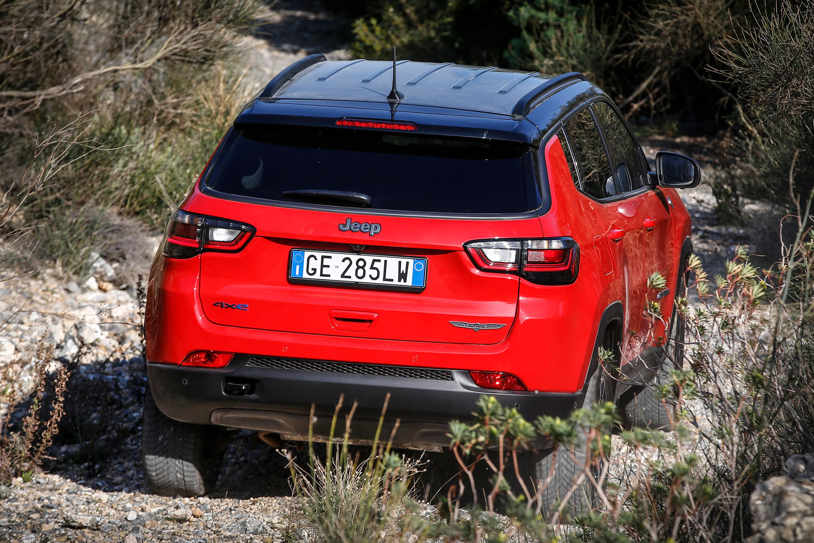 21 Jeep Compass Refreshed With New Look And Updated Interior Autocar