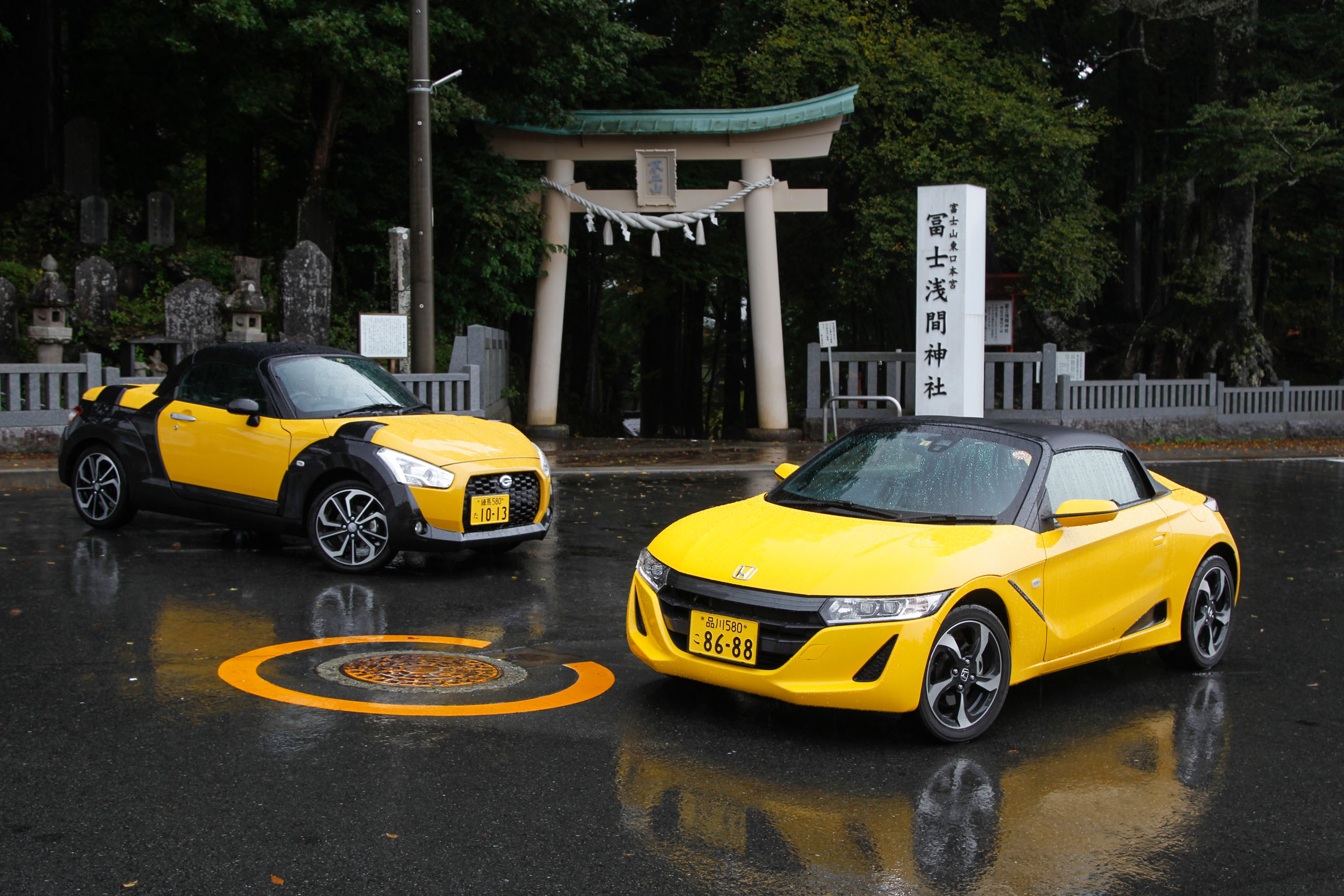 Japan S Micro Sports Cars Honda And Daihatsu Kei Cars Driven Autocar