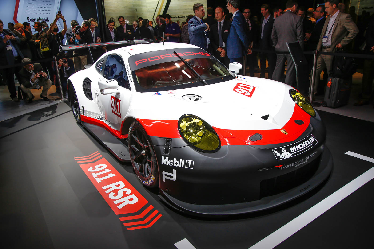 Porsche 911 rsr 2017