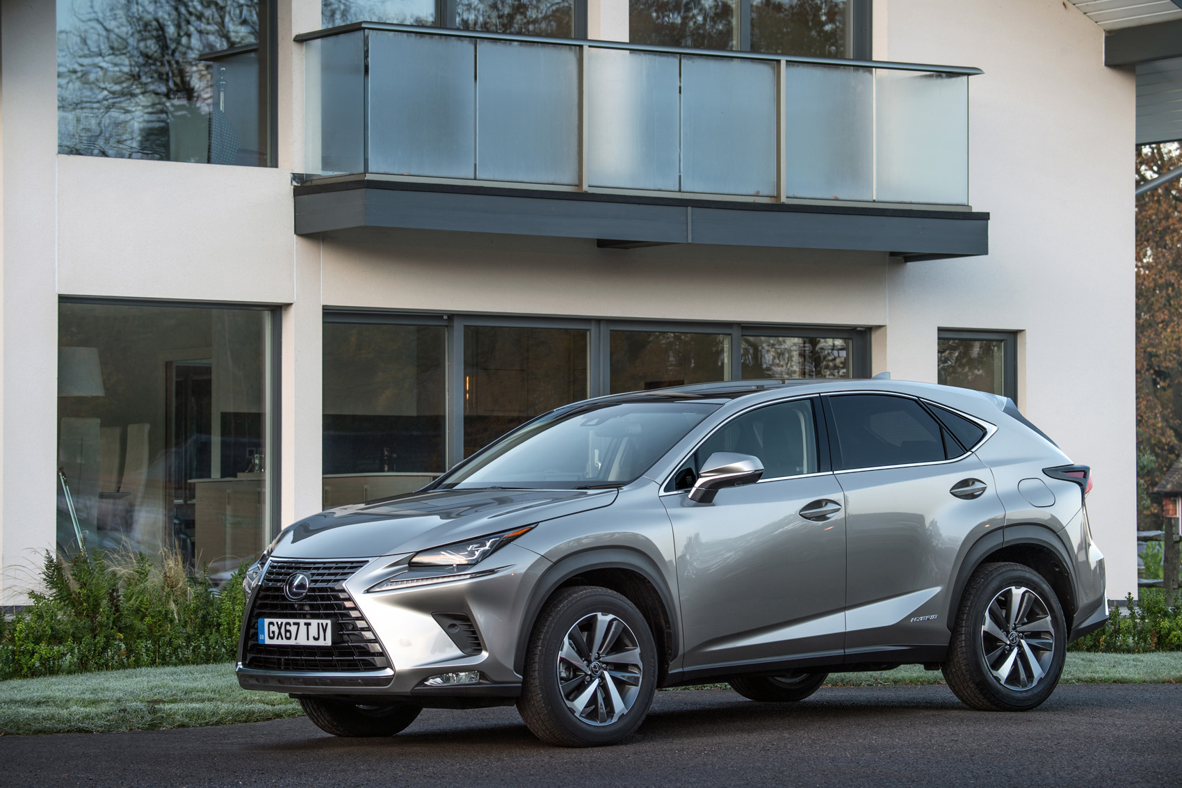 Lexus Nx300h 18 Review Autocar