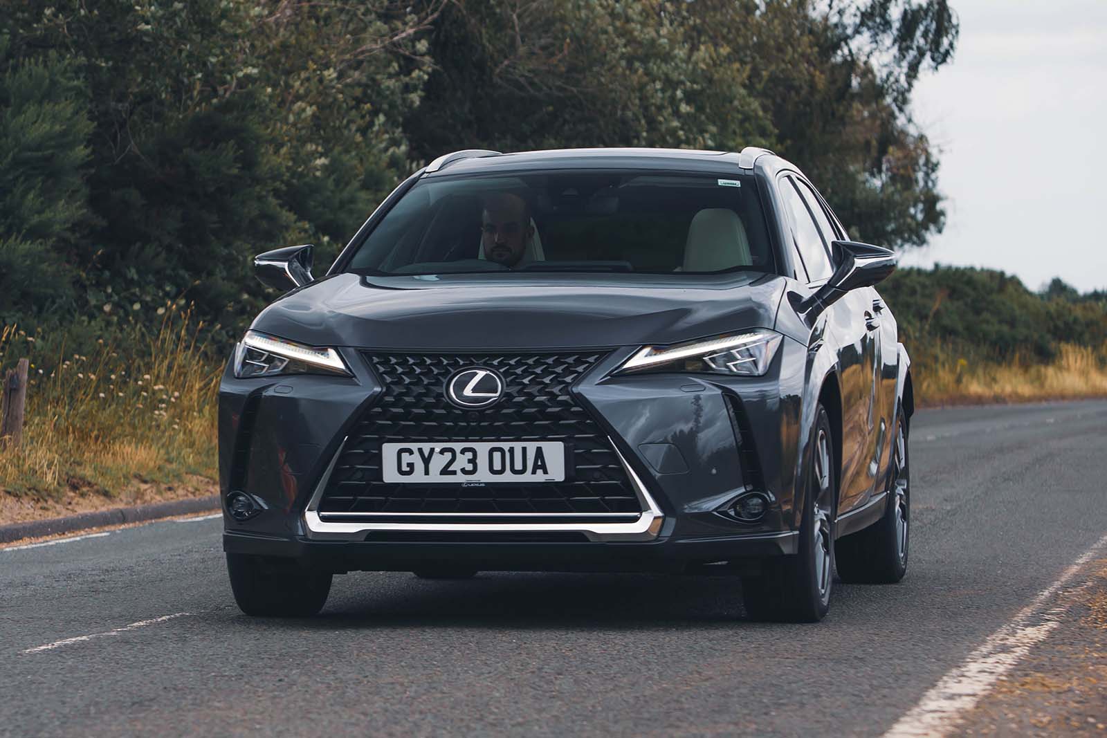 2023 lexus ux300e