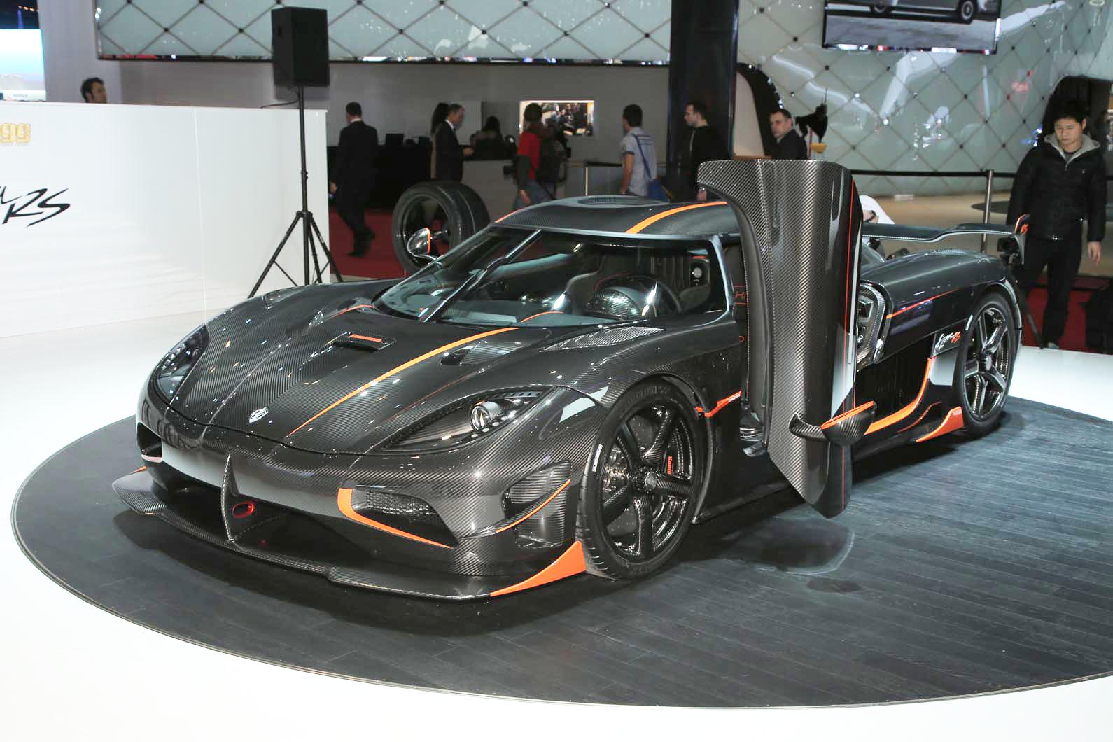 Koenigsegg agera rs двигатель