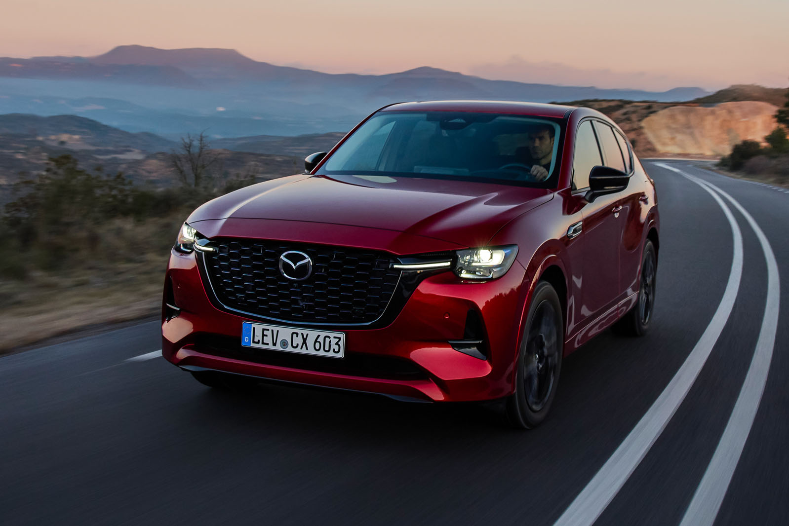 https://www.autocar.co.uk/sites/autocar.co.uk/files/images/car-reviews/first-drives/legacy/mazda_cx-60_diesel_front_34_driving_hero.jpg