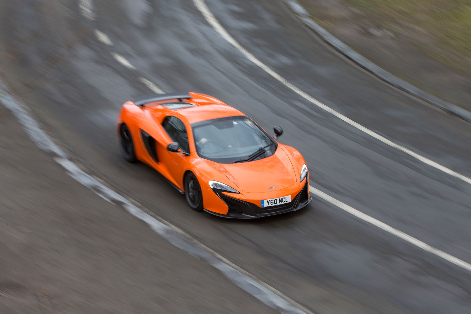 Mcalren 650s drive ac 251