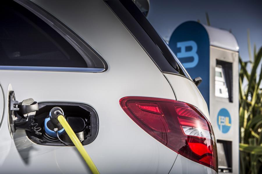 2015 mercedes b class deals electric range