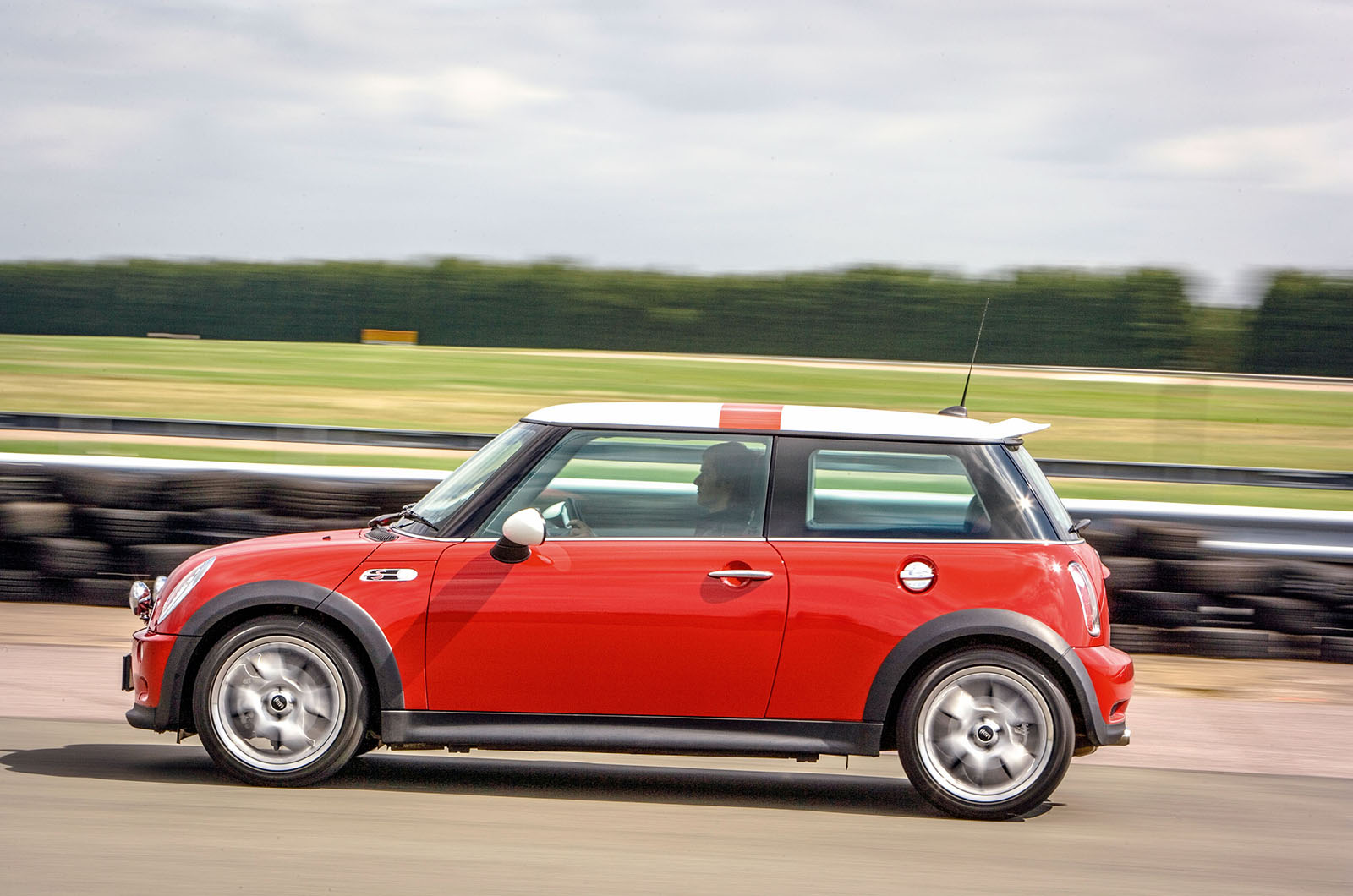 2005 MINI Cooper : Latest Prices, Reviews, Specs, Photos and