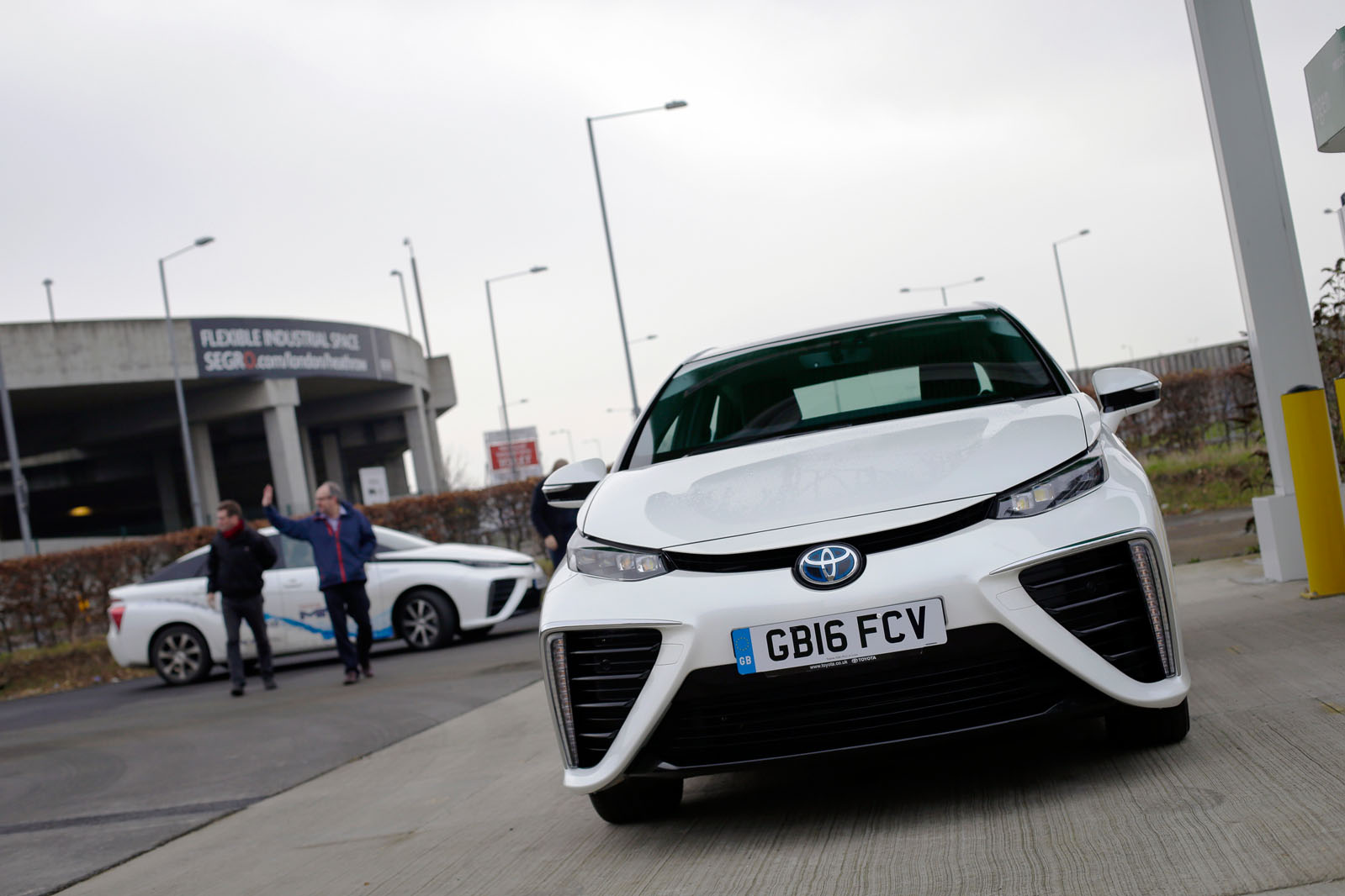 Toyota mirai deals cost per mile