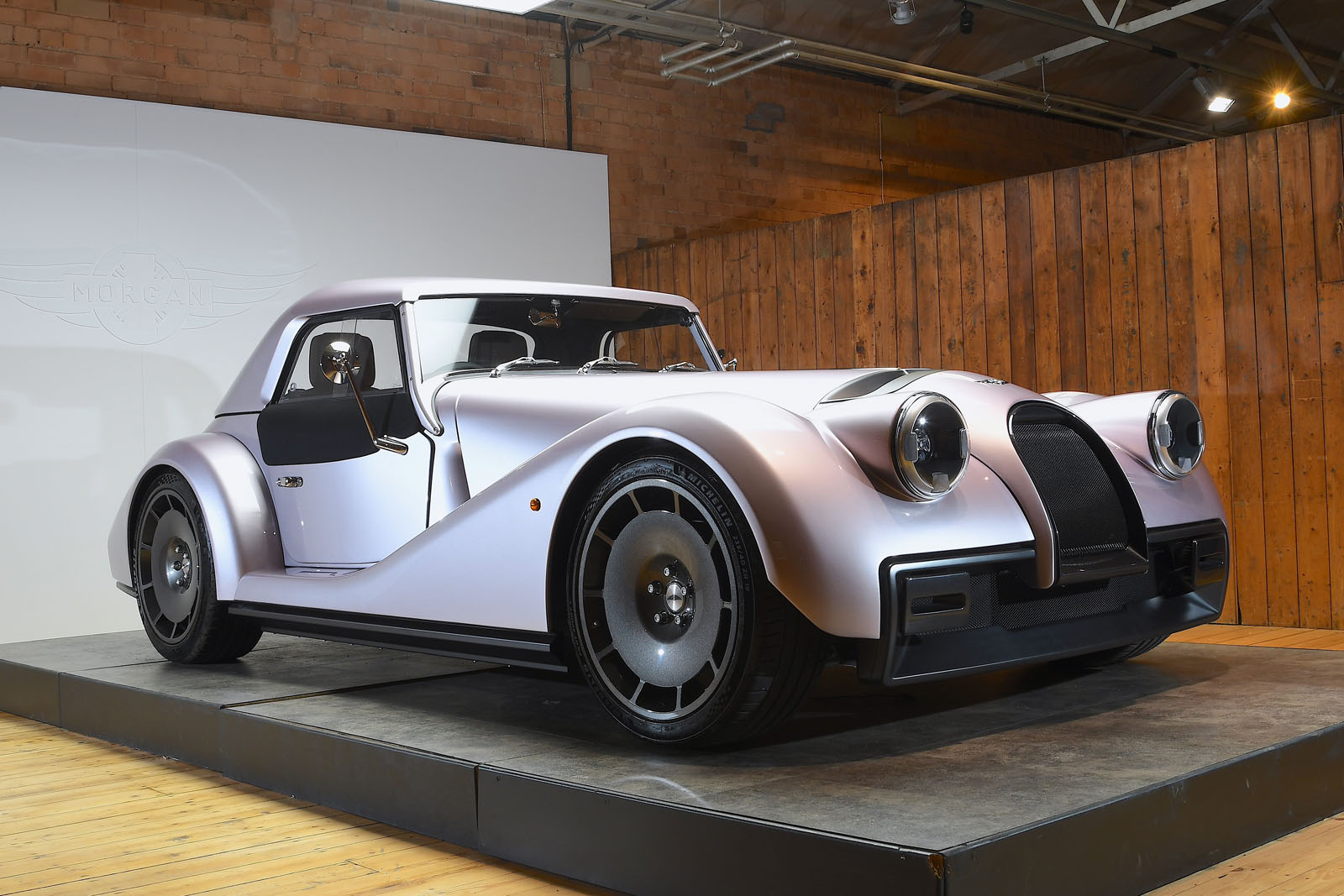 Morgan Supersport revealed as £100k Porsche 911 rival