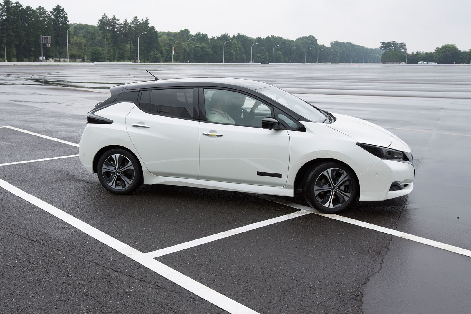 Nissan leaf clearance mk2