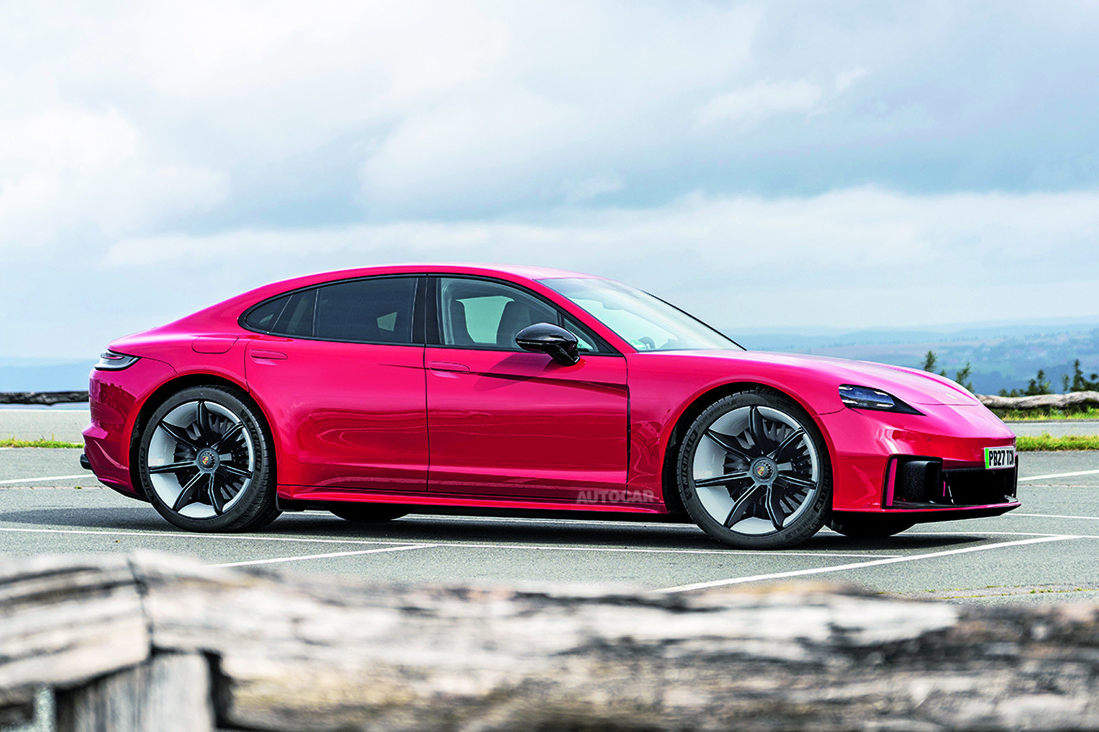 All electric 2024 porsche panamera