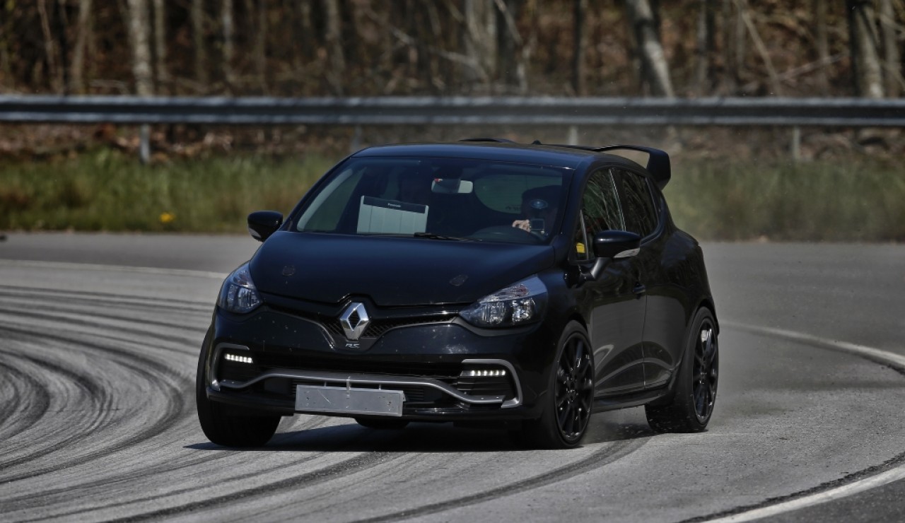 Renault Clio RS16 – Dead on arrival