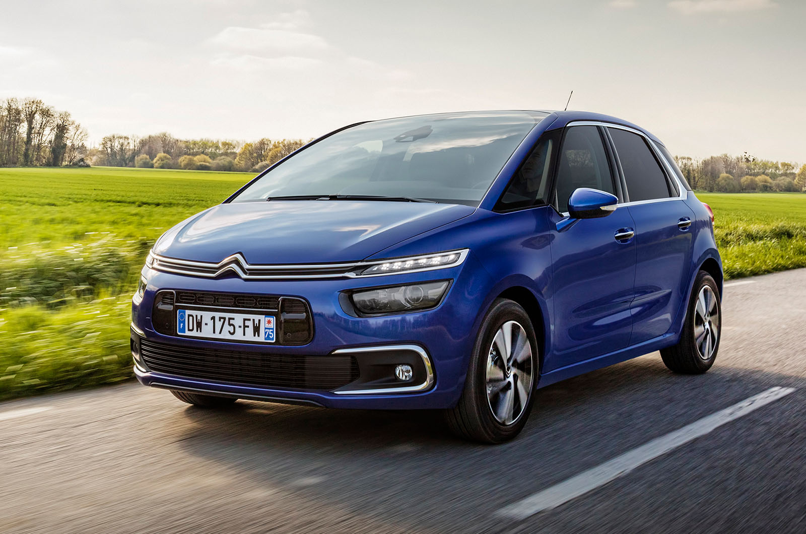 Citroën C4 Picasso and Grand C4 Picasso pricing and sale date revealed