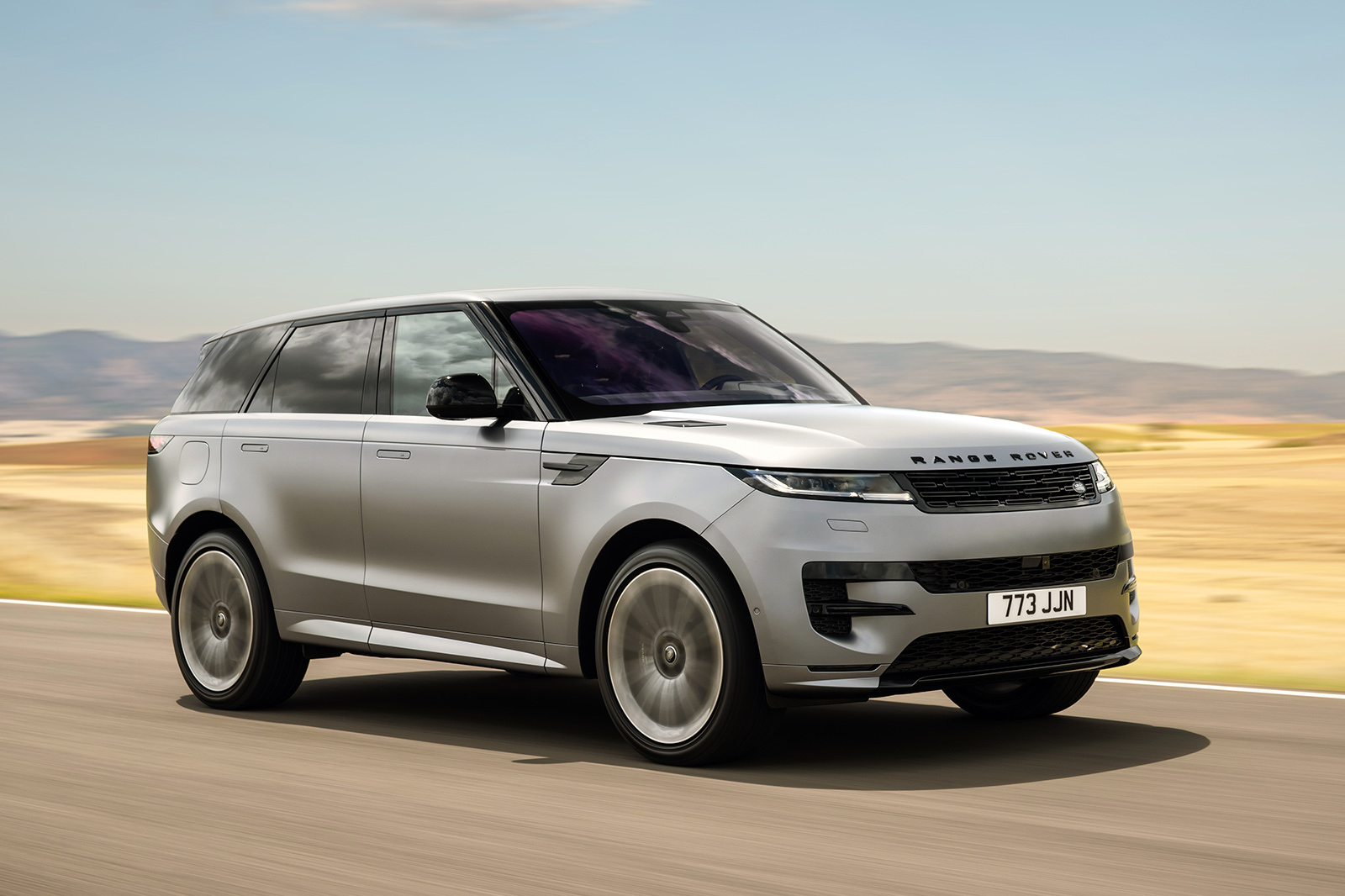 Jlr Cuts Order Backlog To 185,000 As Production Rises To 2021 Levels 