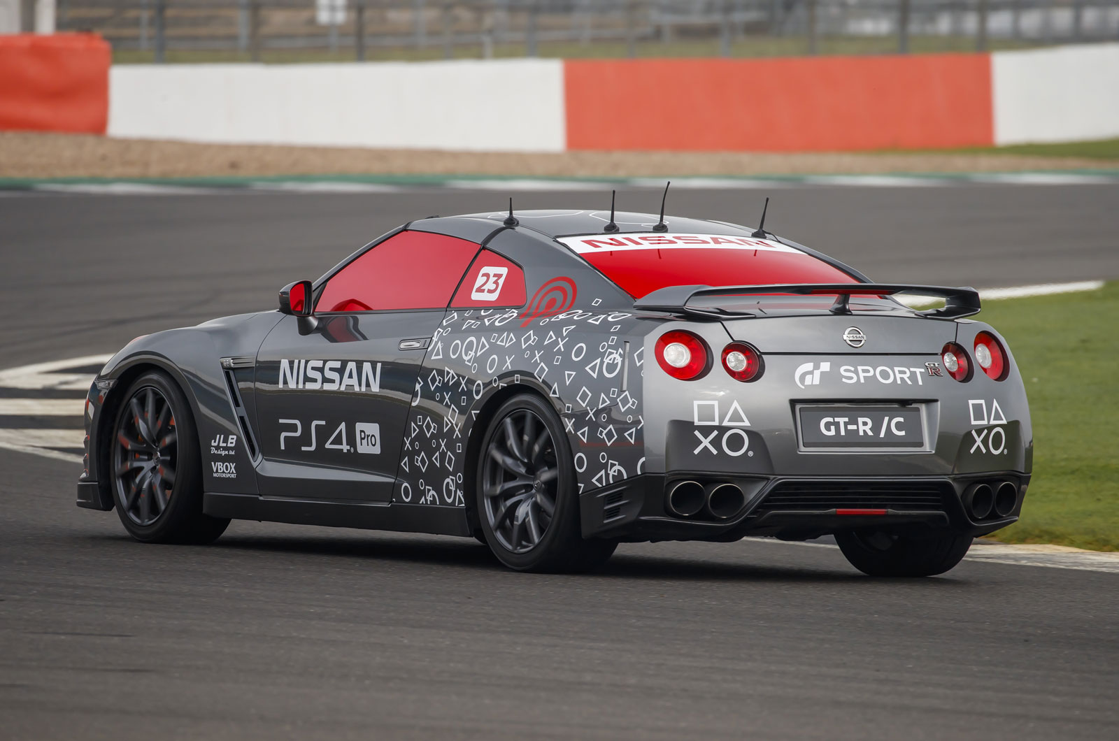 remote control nissan gt r c created to mark new gran turismo launch autocar remote control nissan gt r c created