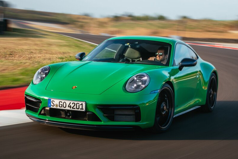 New Porsche 911 GTS video review better than a turbo? Autocar