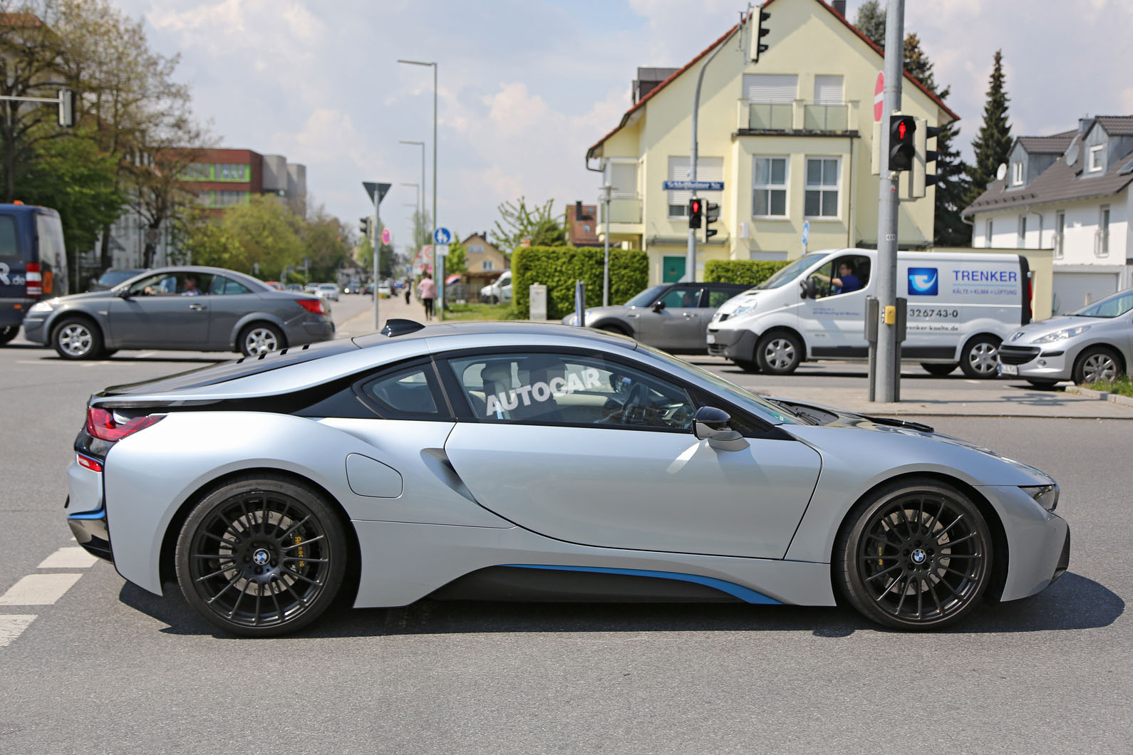 I8 2024 fully electric