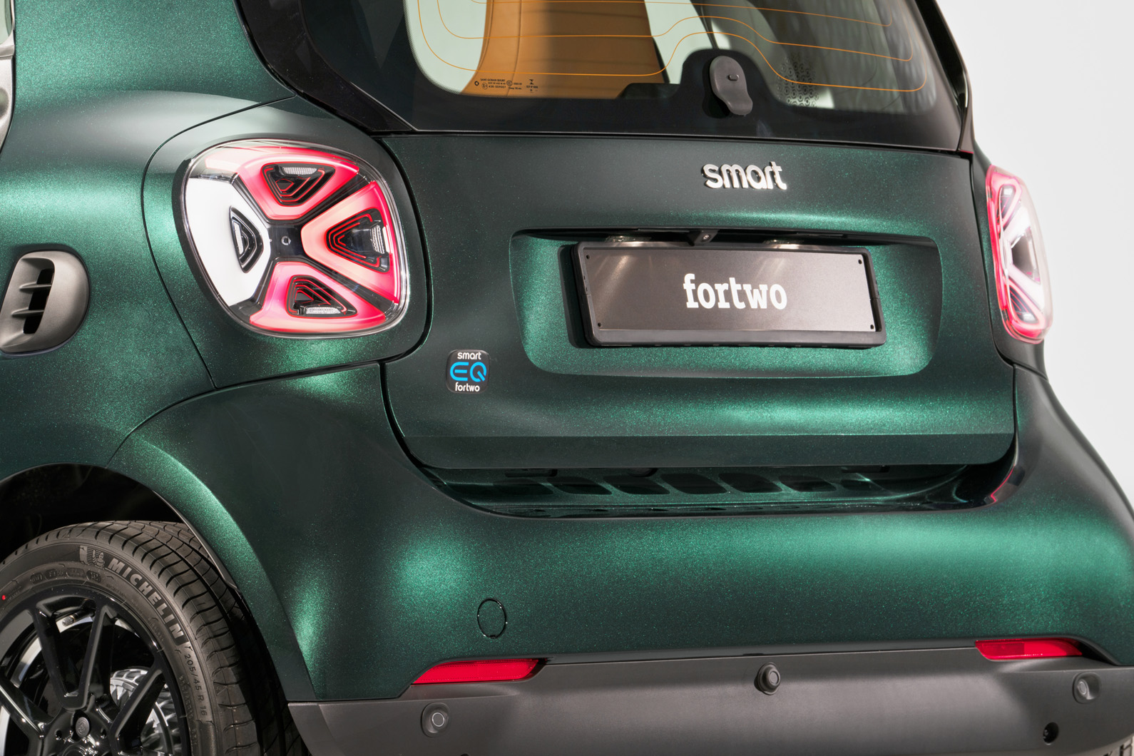 2022 Smart EQ ForTwo Racing Green Edition: Brabus-badged electric