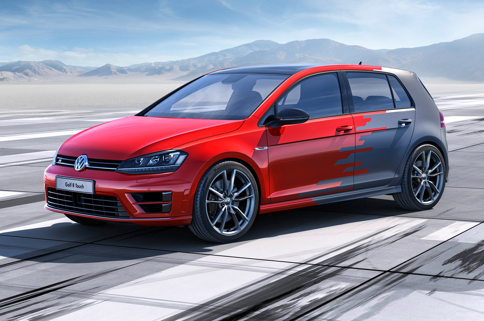 New Volkswagen Golf R Touch revealed at CES | Autocar